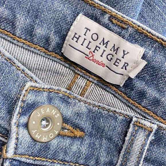 Vintage Y2K Tommy Hilfiger Med Light Wash Mid Rise Straight Leg Jeans 27 - Picture 3 of 13